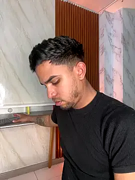 Amazing-Sex-ADS – webcam model profile photo Image 11