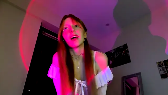 BabeBeth40 – webcam model profile photo Image 5