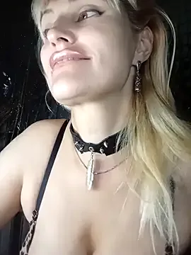 KateDivineUK – webcam model profile photo Image 18