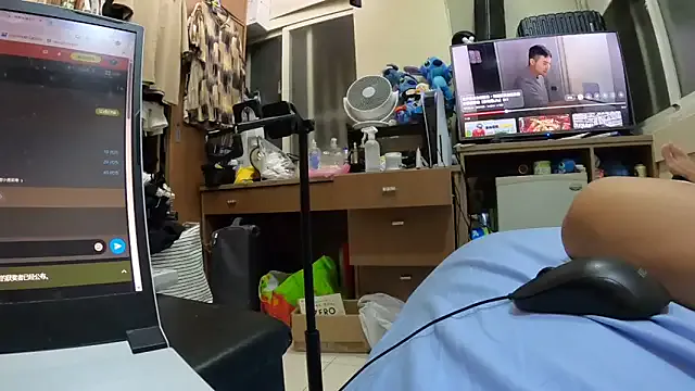 LizzieGreyX – webcam model profile photo Image 2