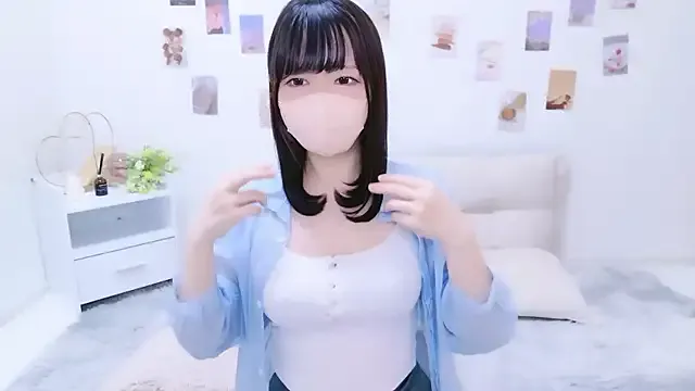 LanaBlondeBush – webcam model profile photo Image 3