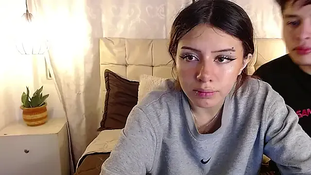 Lisichka4 – webcam model profile photo Image 2