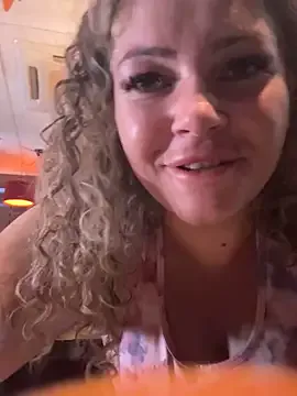 SofiaSins – webcam model profile photo Image 5