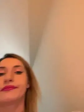 Blonde_So_Sweet – webcam model profile photo Image 11