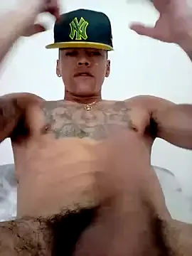 KrissyQueen – webcam model profile photo Image 17