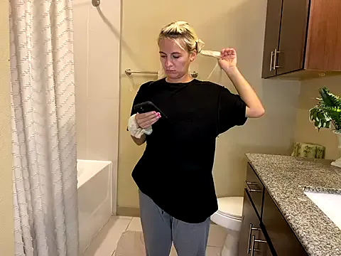 Loli_Belle – webcam model profile photo Image 12