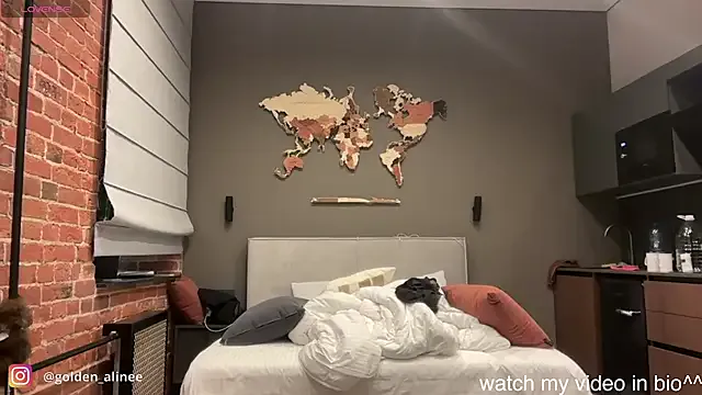 Feramonaa – webcam model profile photo Image 9