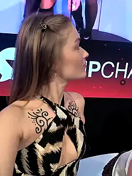 Loli_Belle – webcam model profile photo Image 18