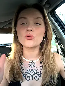 Loli_Belle – webcam model profile photo Image 4