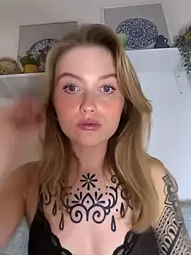 Loli_Belle – webcam model profile photo Image 9