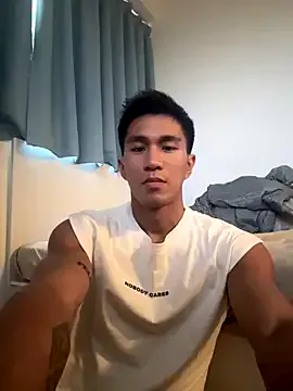 HEYBANANA – webcam model profile photo Image 4