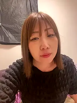 blondeangel_4u2 – webcam model profile photo Image 6