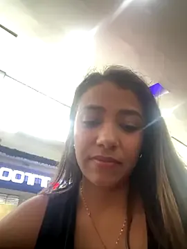 BlondeScarlettx – webcam model profile photo Image 13