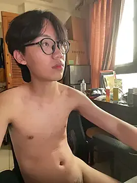 NormanMash – webcam model profile photo Image 5