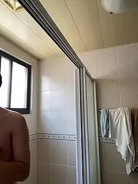 NormanMash – webcam model profile photo Image 9