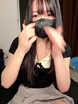 British_EmJess – webcam model profile photo Image 17