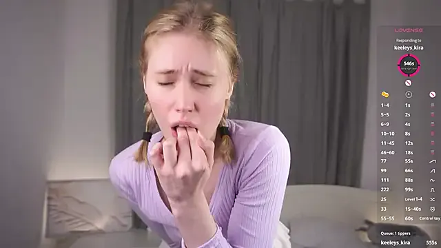 LiluDallass – webcam model profile photo Image 2