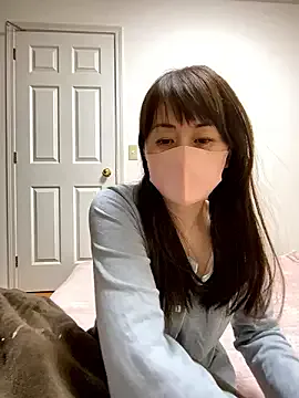 BigTitBlondeUK – webcam model profile photo Image 12