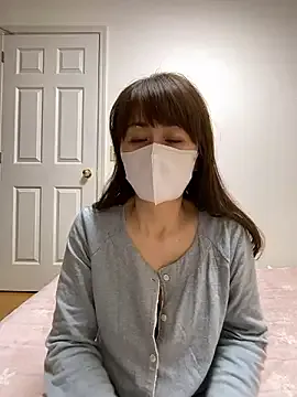 BigTitBlondeUK – webcam model profile photo Image 18