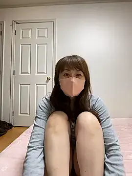 BigTitBlondeUK – webcam model profile photo Image 9