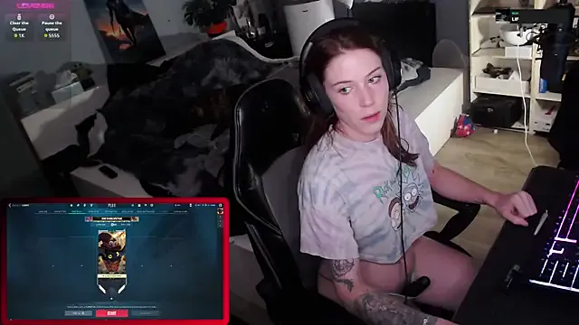 SelennaMoon – webcam model profile photo Image 18