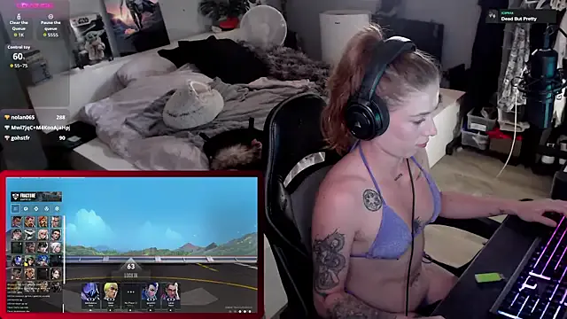 SelennaMoon – webcam model profile photo Image 7