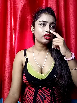 BabeBeth40 – webcam model profile photo Image 14