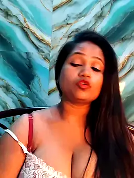 xlunami – webcam model profile photo Image 10