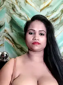 xlunami – webcam model profile photo Image 7