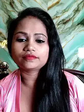 xlunami – webcam model profile photo Image 8