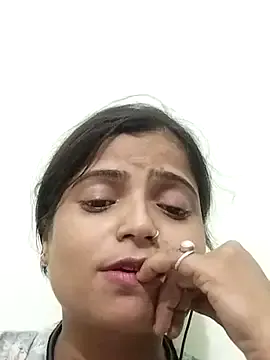 Hot-Pooja25 – webcam model profile photo