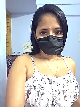 DoriDeluxe66 – webcam model profile photo Image 3