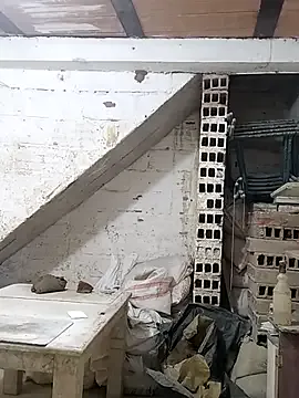 straight__friends – webcam model profile photo Image 5