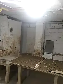 straight__friends – webcam model profile photo Image 6