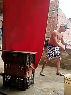 straight__friends – webcam model profile photo Image 7