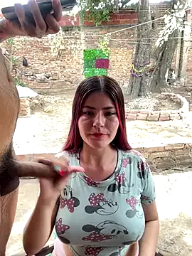 BlondeHott – webcam model profile photo Image 17