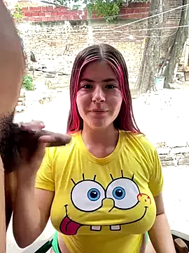 BlondeHott – webcam model profile photo Image 2