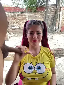 BlondeHott – webcam model profile photo Image 8