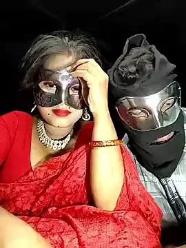 LoraDevine – webcam model profile photo Image 9