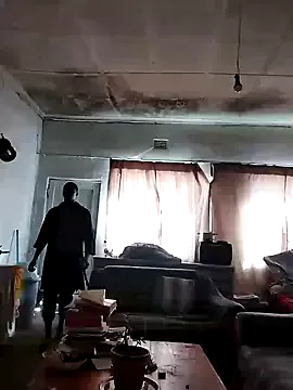 Libely – webcam model profile photo Image 3