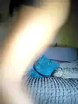 Libely – webcam model profile photo Image 6