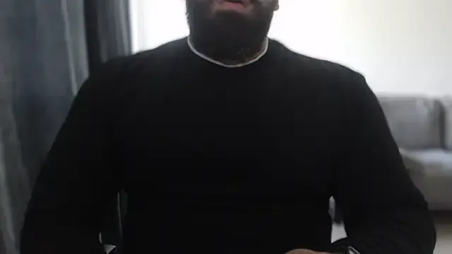 SilviaPastori – webcam model profile photo Image 9