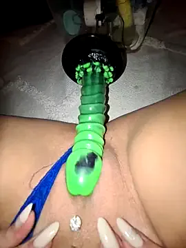 bunny_blonde – webcam model profile photo Image 10