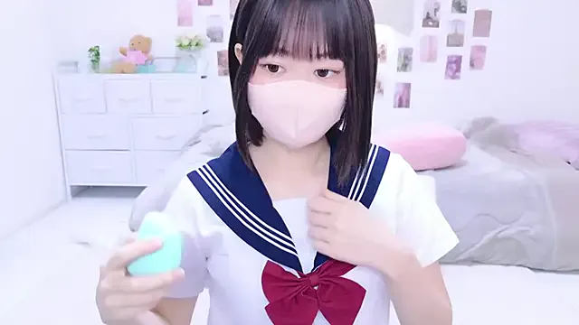 BlondeHott – webcam model profile photo Image 11