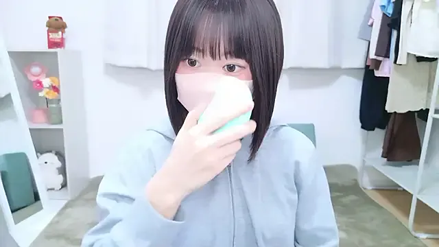 BlondeHott – webcam model profile photo Image 7