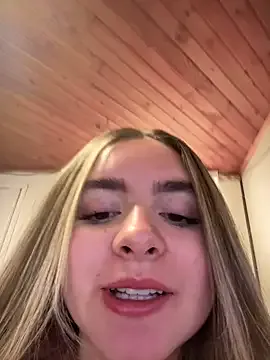 Magic-Giiirls – webcam model profile photo Image 19