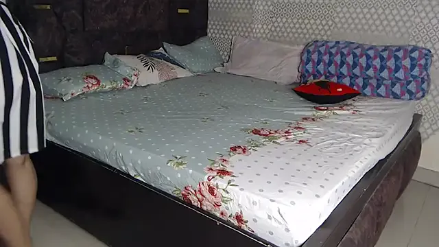 bunny_blonde – webcam model profile photo Image 16