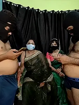 KotkoLLle4KLl – webcam model profile photo Image 4