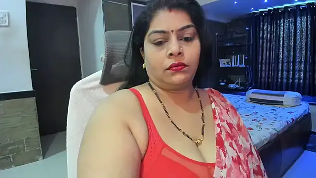 British_EmJess – webcam model profile photo Image 3