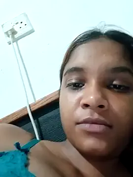 Indianqueen03 – webcam model profile photo